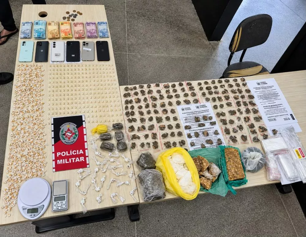 ROTAM apreende mais de 2,4 kg de drogas e material para o tráfico